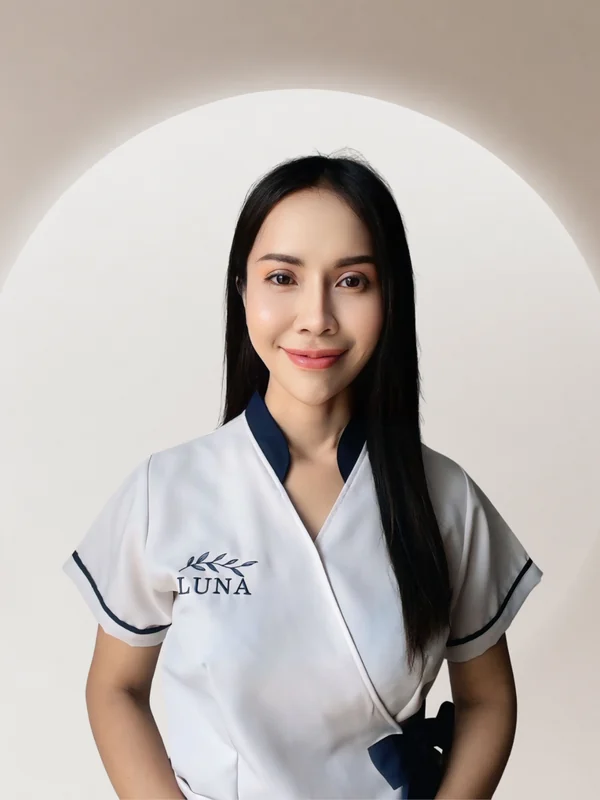 Linda, a Luna massage therapist